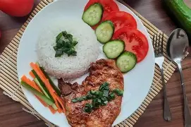 Cơm Tấm Sườn Cốt Lết